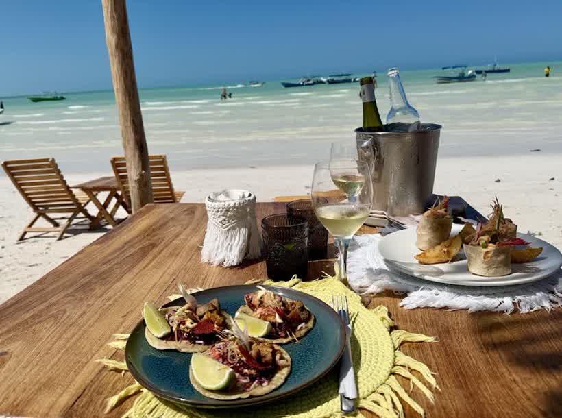 Beach Club y Restaurante La Playa De Ñaña en Holbox, foto 3